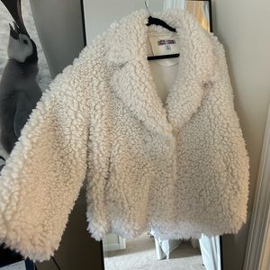 Urban outfitters sherpa jacket in cream - size L